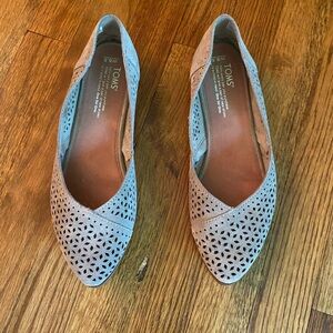 TOMS Women's desert taupe flats